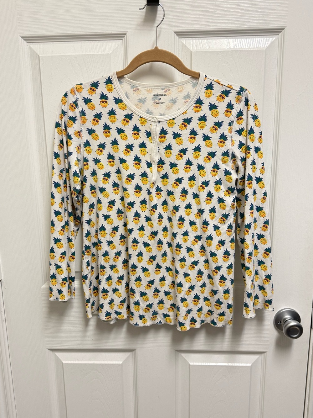 Roller Rabbit White Pineapple Pajama Top